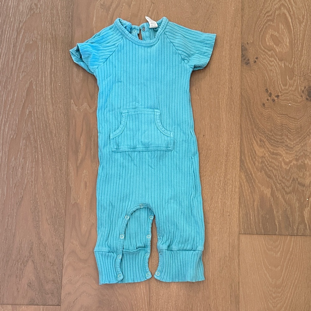 Kate Quinn Teal Ribbed Baby Outfit